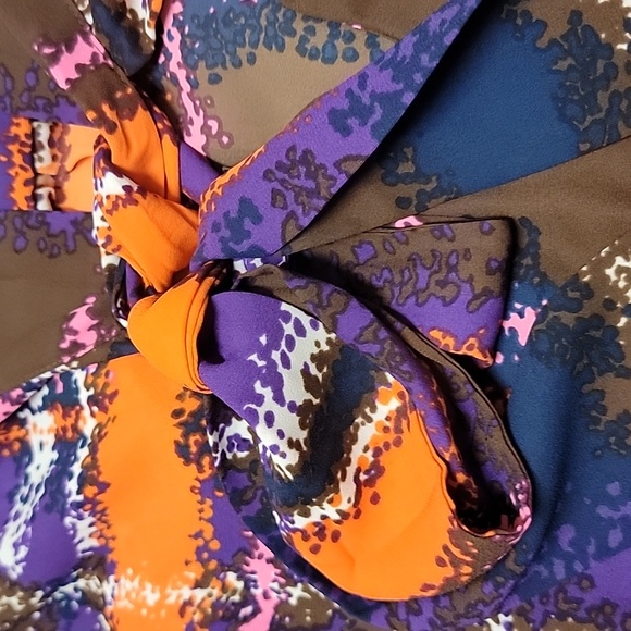 J Crew | Purple Multicolored Plaid Print Sleeveless Top W/ Self Tie Neck - Picture 3 of 7